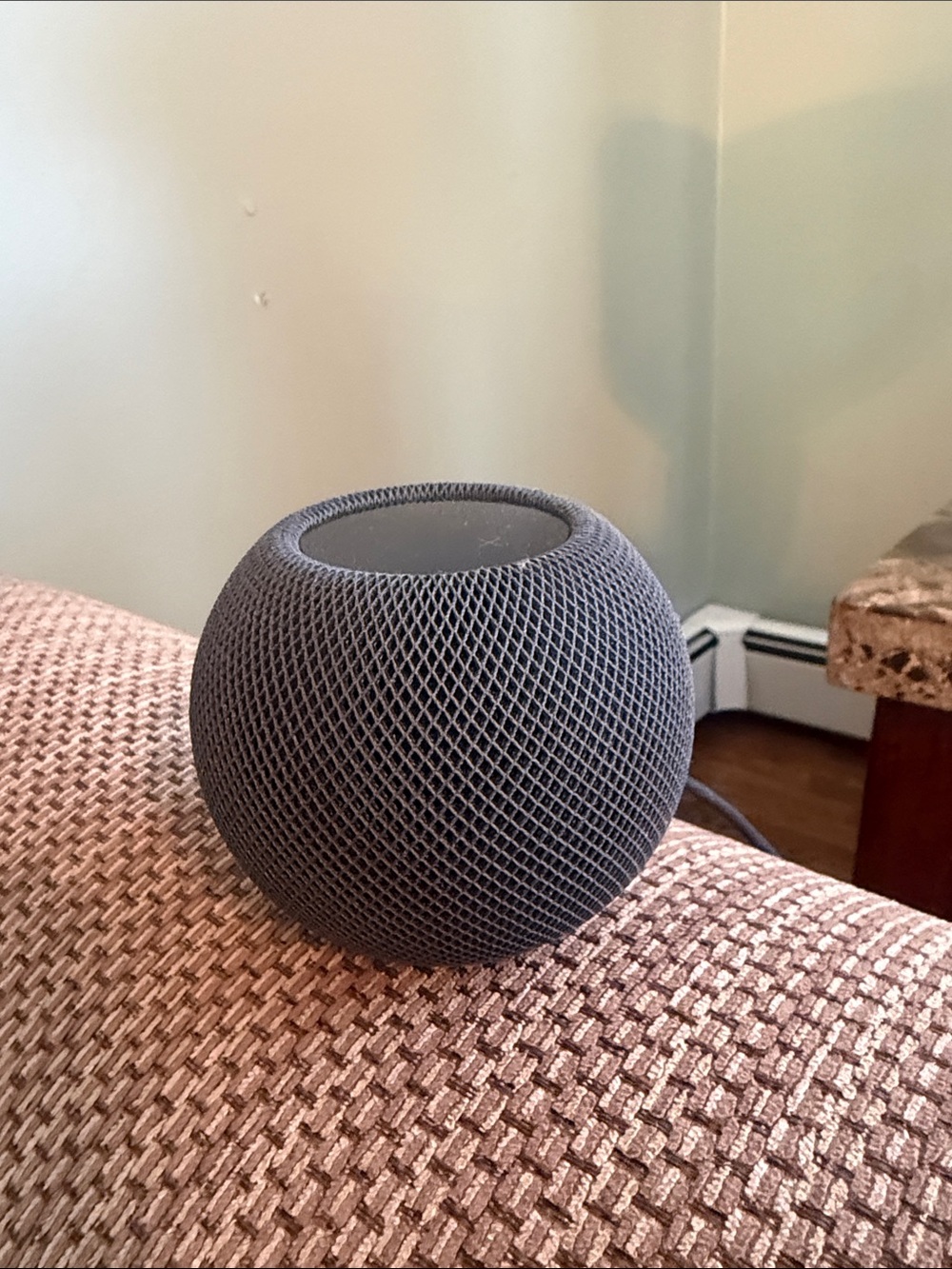 Apple HomePod mini - Charcoal Gray Smart Speaker - Picture 4 of 5